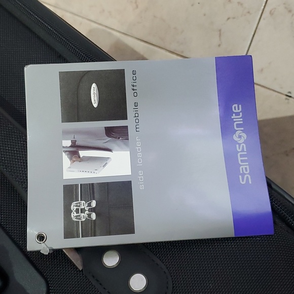 Samsonite Side Loader Mobile Office roller bag - Picture 7 of 9